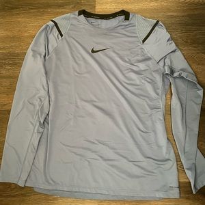 Nike Pro Aeroadapt Long Sleeve Shirt